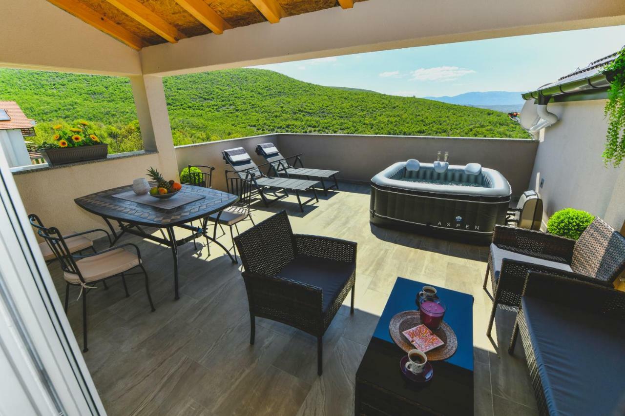 Cambi Lux Apartment Otok  Exterior photo